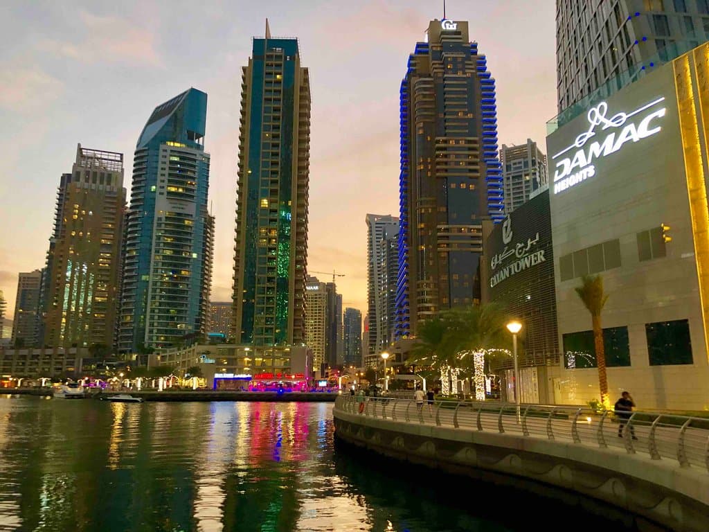 Cayan Tower 1