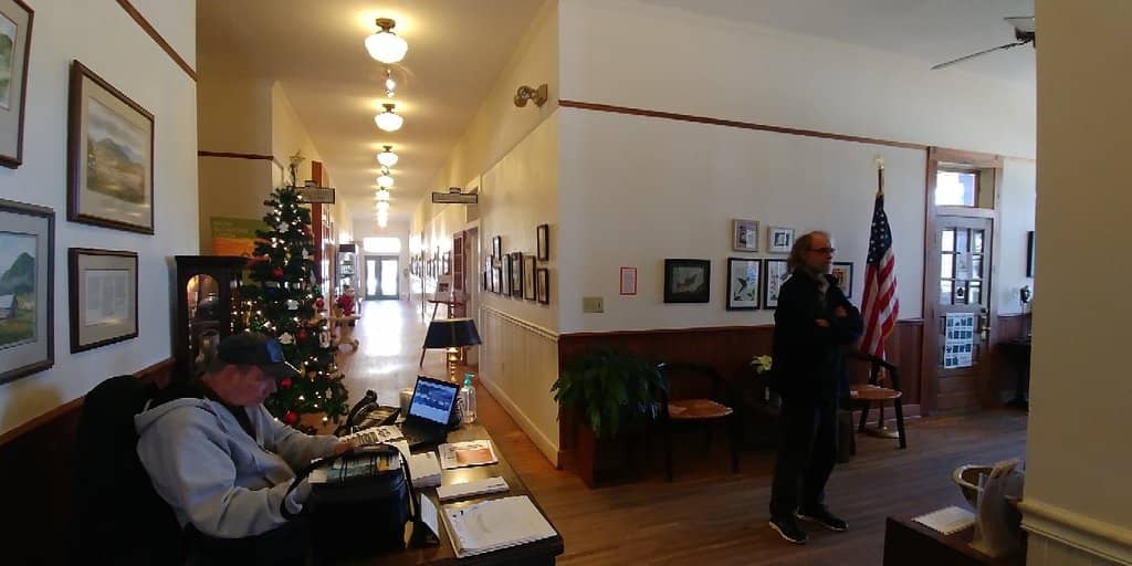 Folk Pottery & Local Art