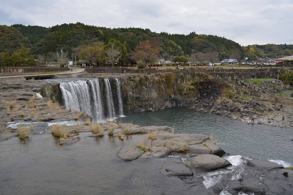 The Grand Semi-Circle