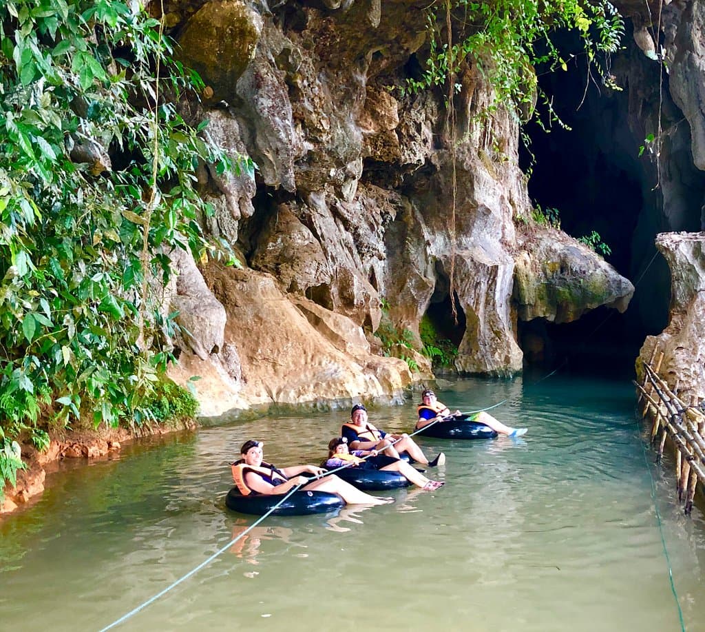 Tham Nam Cave Vang Vieng