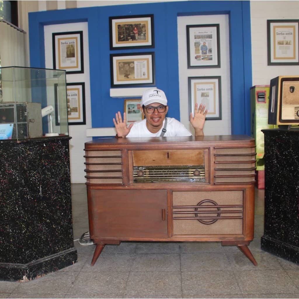 Air-Conditioned Library