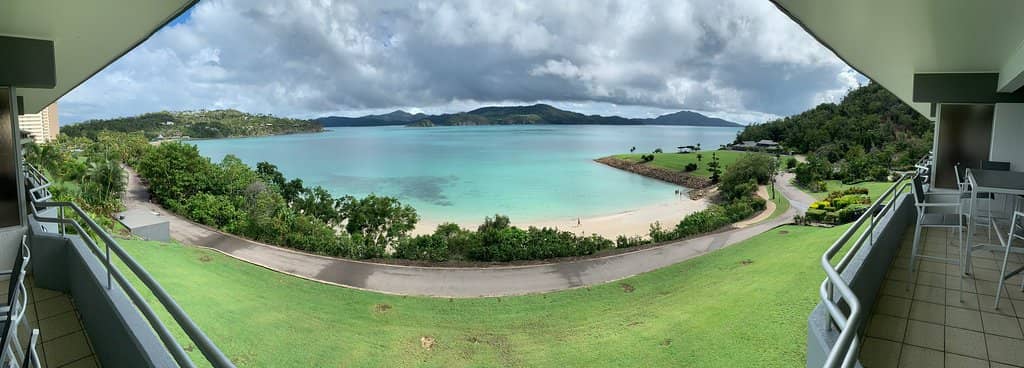 Expansive Low Tide Walks