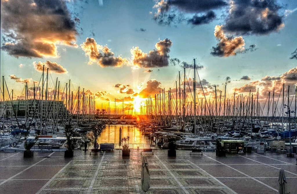 Lighthouse Pier Stroll