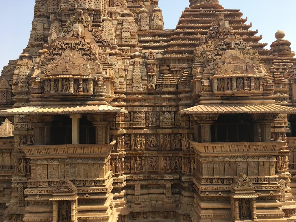 北側に隣接しているラクシュマナ寺院