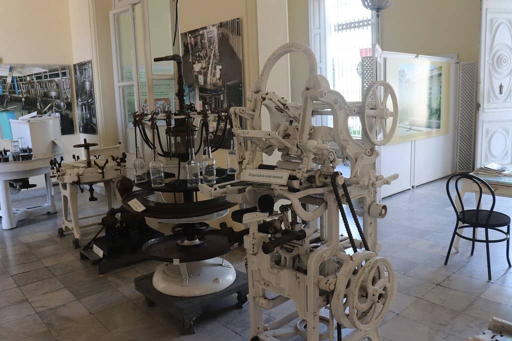 Rum Tasting & Cocktail Bar