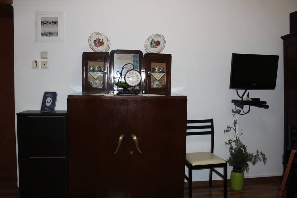 Interior Icons & Art