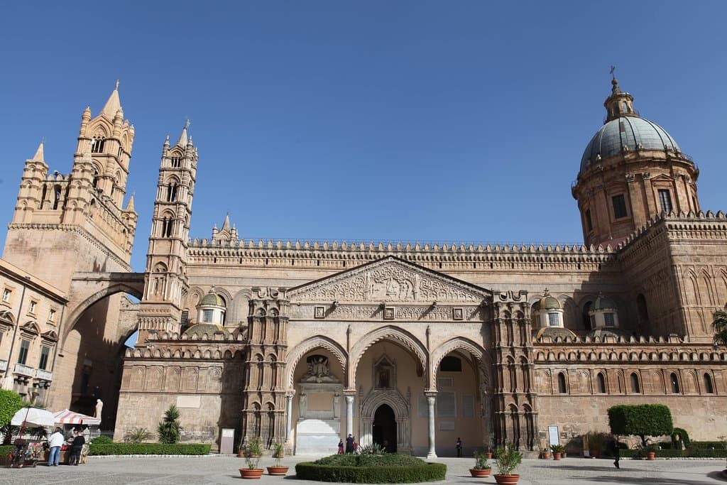 Prospettiva frontale.