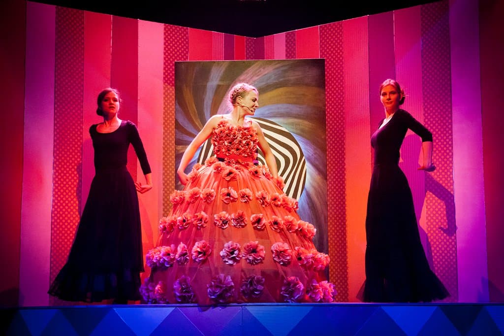 The Boy with the Cuckoo-Clock Heart begins in Scotland’s capital of Edinburgh in 1874. Jack is born on the coldest day in history, therefore, his heart freezes and stops beating. Doctor Madeleine replaces the boy’s real heart with cuckoo-clock. If he wishes to survive, Jack must follow three rules – he must not touch the clock’s hands, never lose his temper and, finally, never ever fall in love.