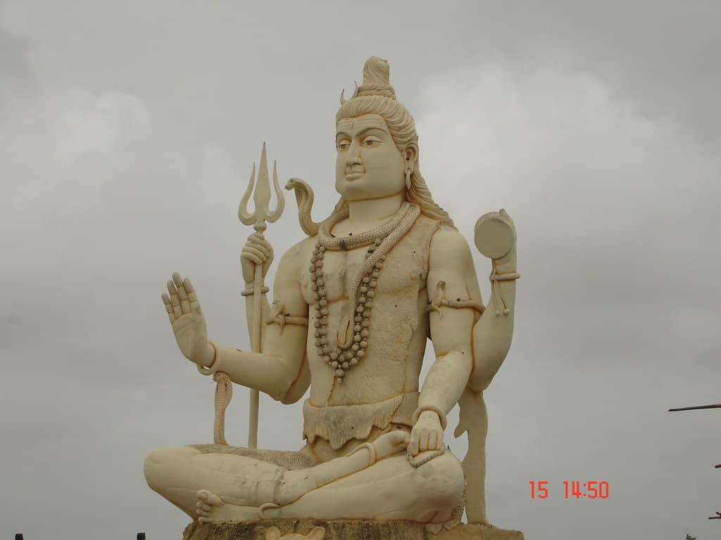 Peaceful Temple Surroundings