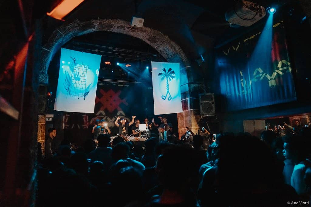 Live Music & DJ Sets