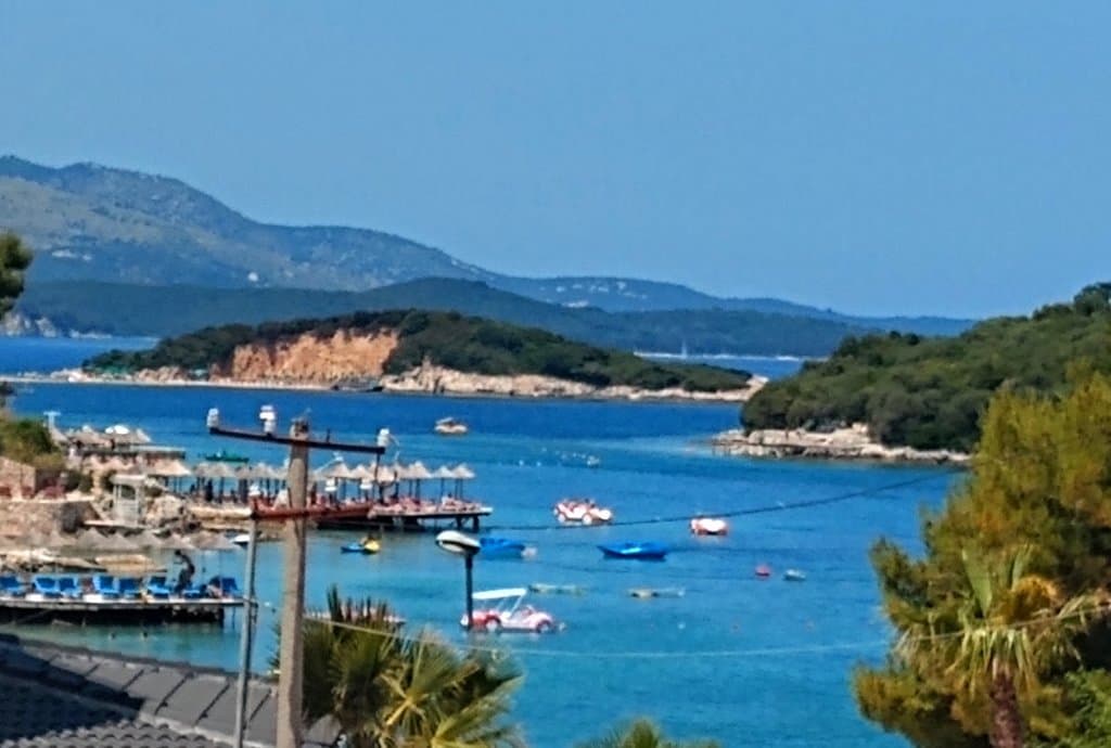 Bora Bora Beach Ksamil