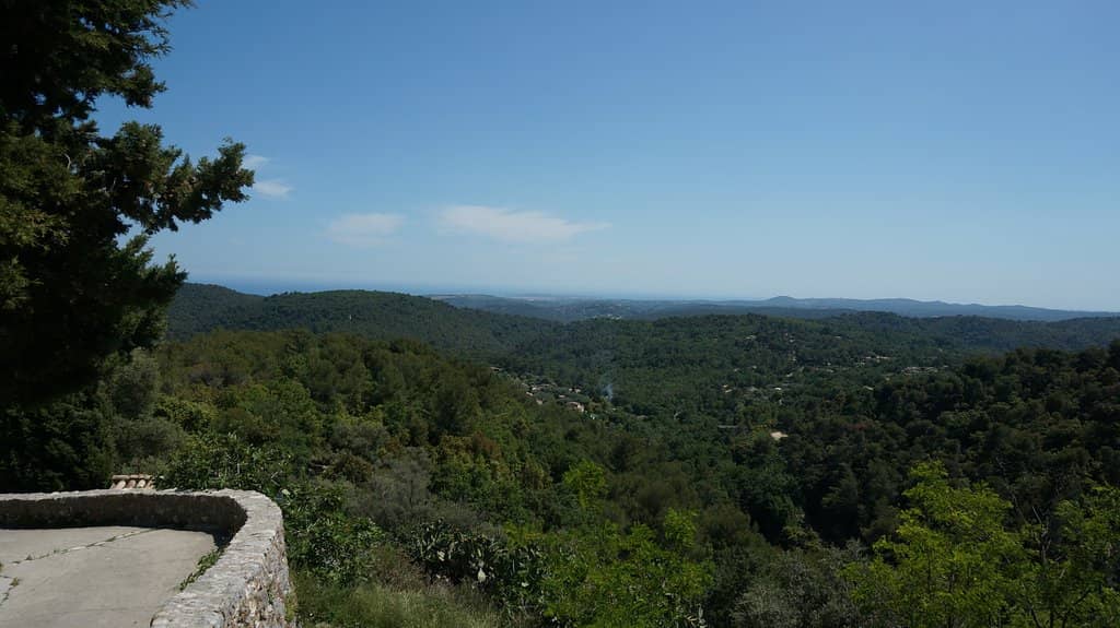 Artisan Shops & Ateliers