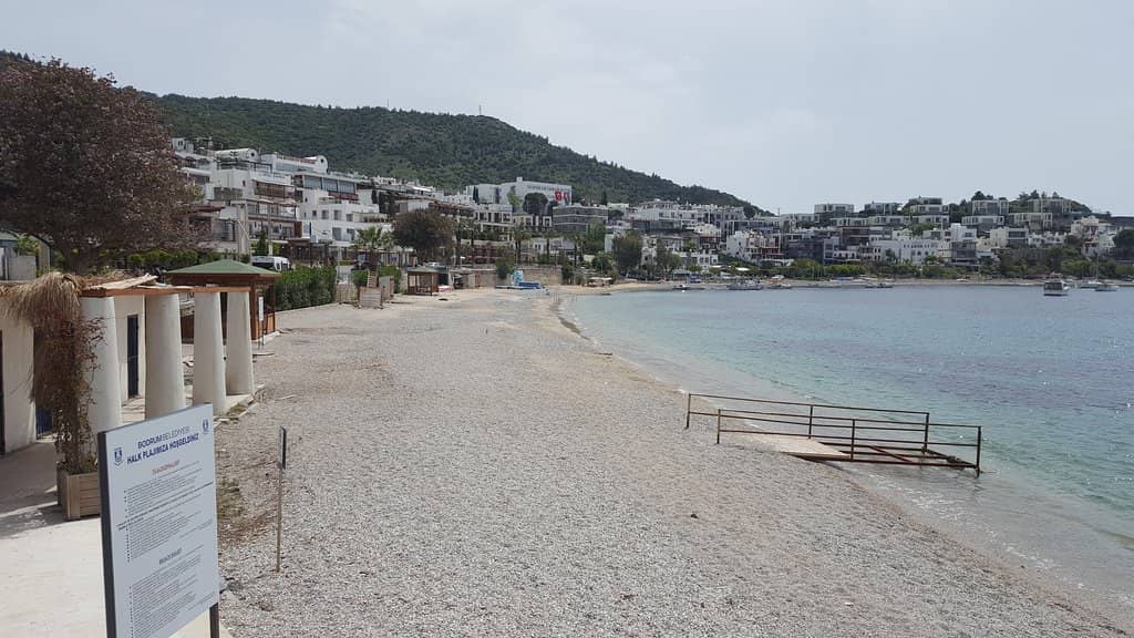 Vibrant Textile and Clothing Stalls