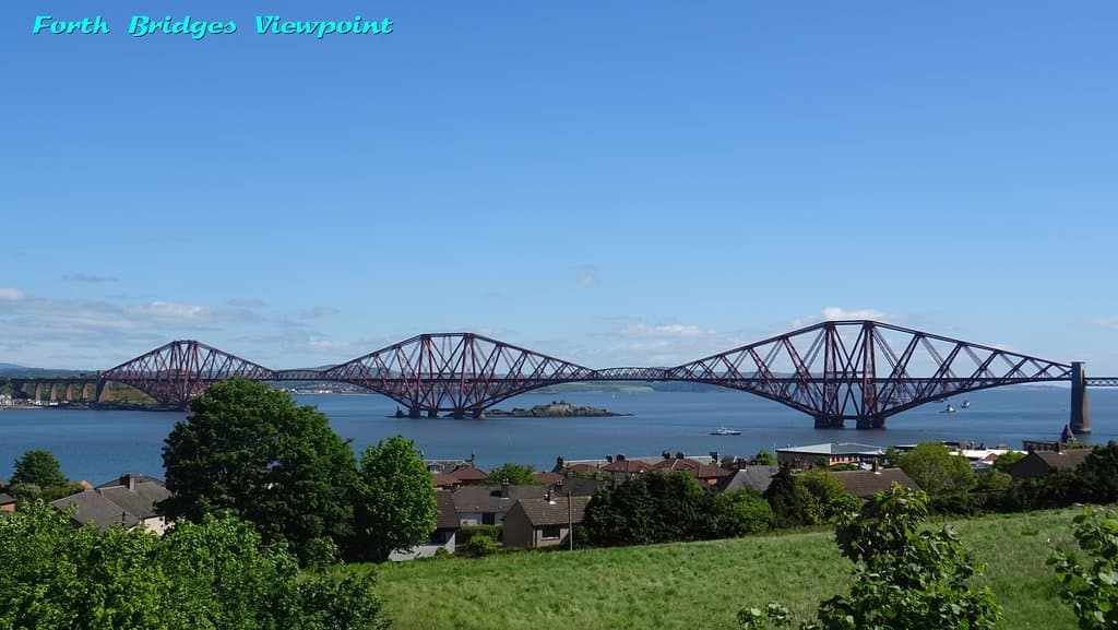 Le pont de chemin de fer