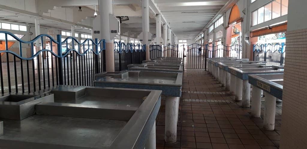 Artisanal Cheeses & Breads