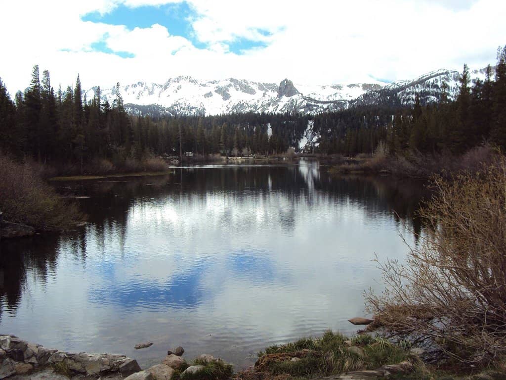 Twin Lakes Waterfall
