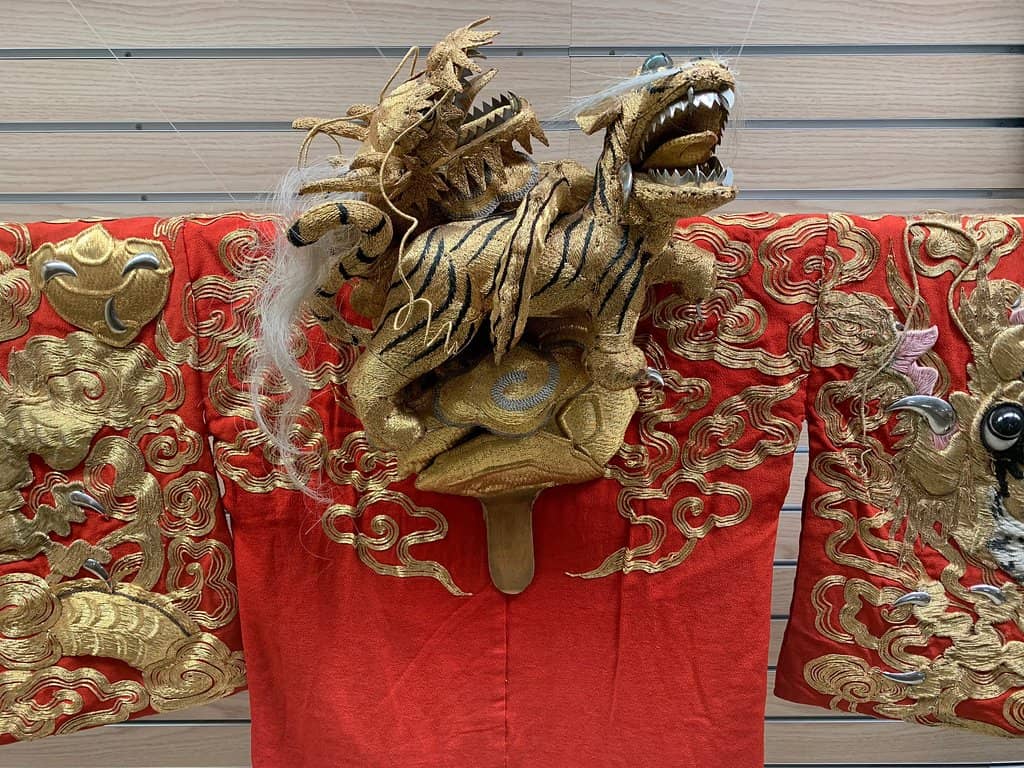 Festival Floats (Donden)