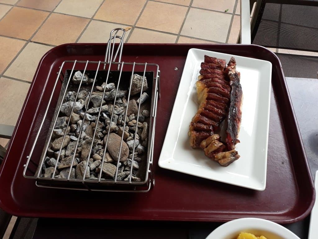 Restaurante Asador Txakoli Simón - Especialidad chuletón