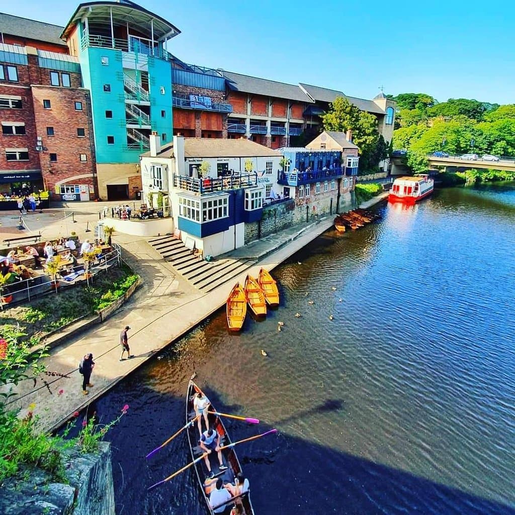 Boat-Club by riverside