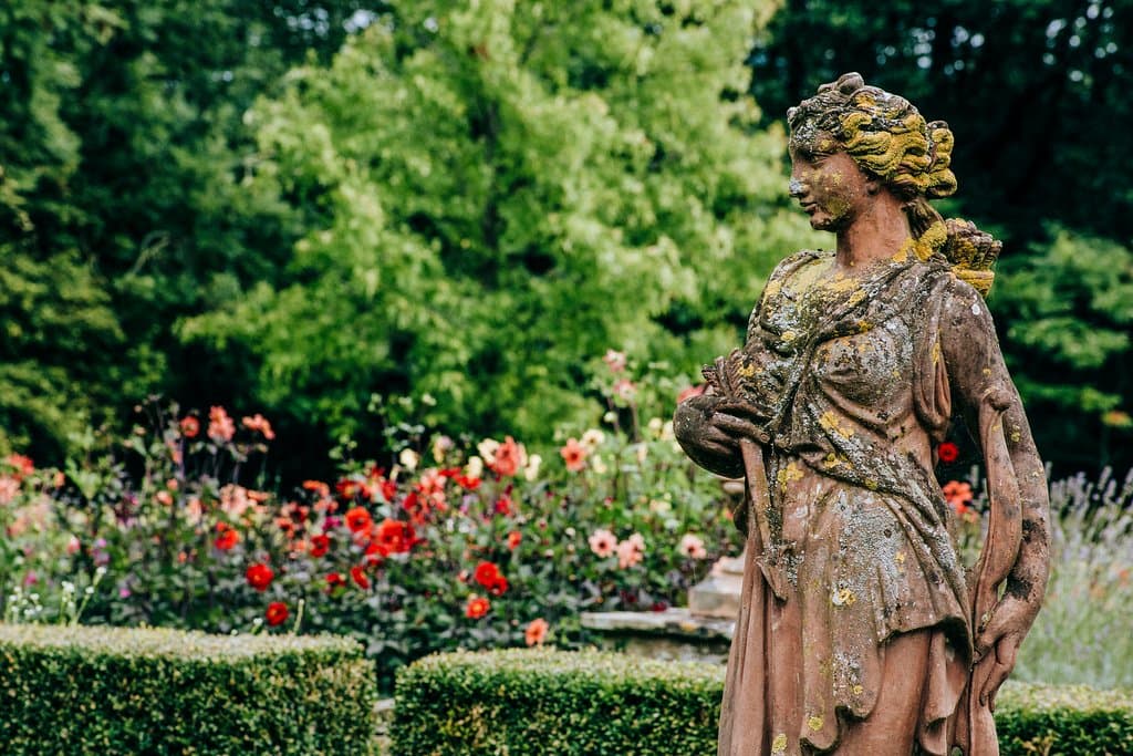 Sculpture at Hellens Manor, Herefordshire.
Summer 2019
Photo Credit. Natalie Jolley Photography