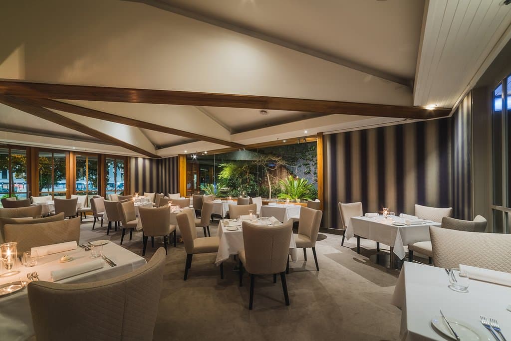 This is Courgette’s most desirable dining space for large groups.
Looking out onto our beautiful maple tree garden, it is the perfect atmosphere for celebrations and larger functions.
This room is licensed to seat 46 guests.