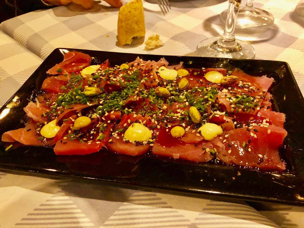 Outstanding Service & Wine Pairings