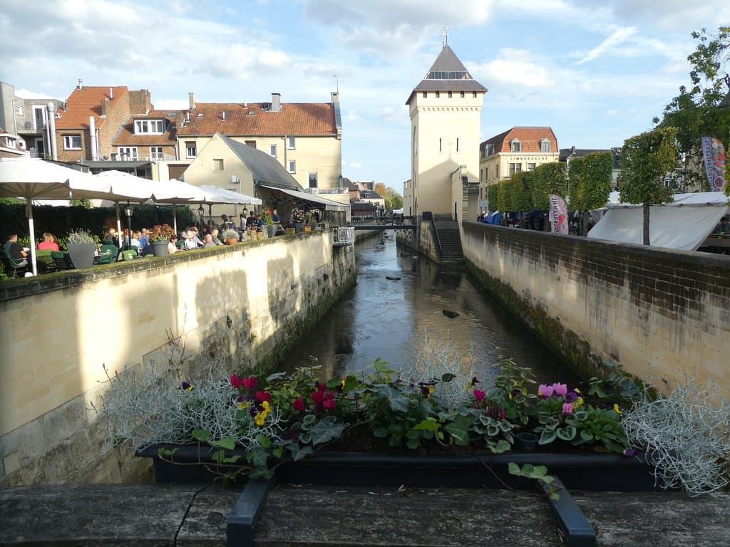 De Geulpoort och Γ₯n Geul i Valkenburg