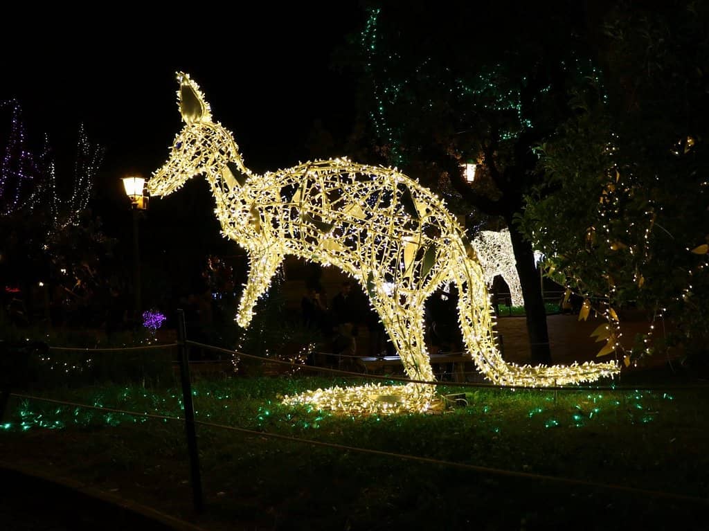 Artistic Statues and Busts