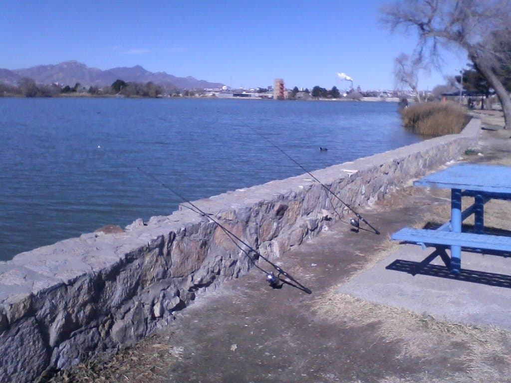 There are many people who still fish here