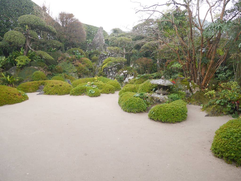 Traditional Japanese Gardens