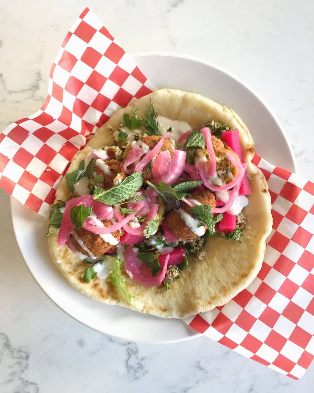 Lively Atmosphere & Delicious Food