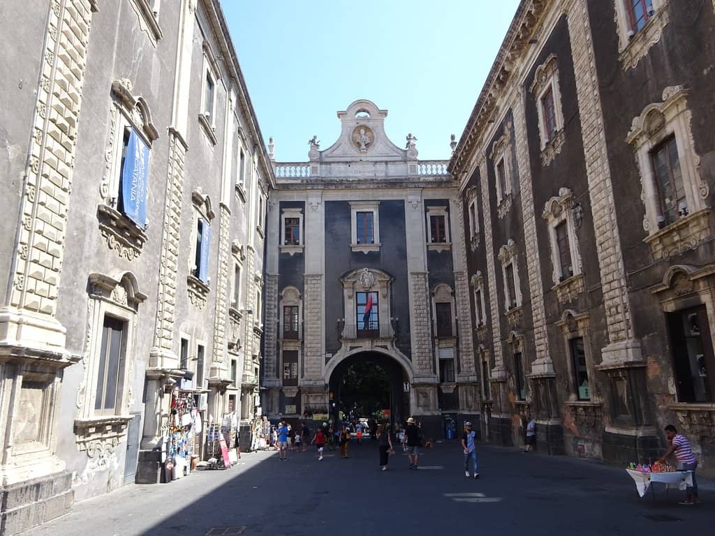 Porta Uzeda Terraces