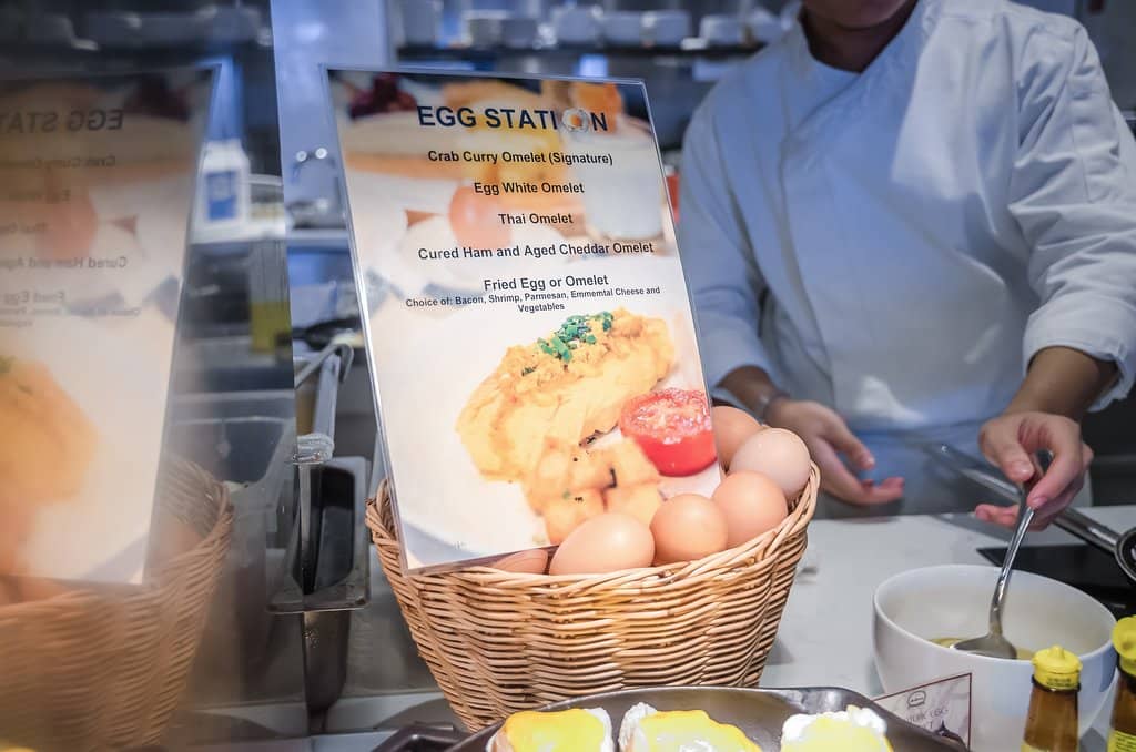 Warm Ambiance and Friendly Staff