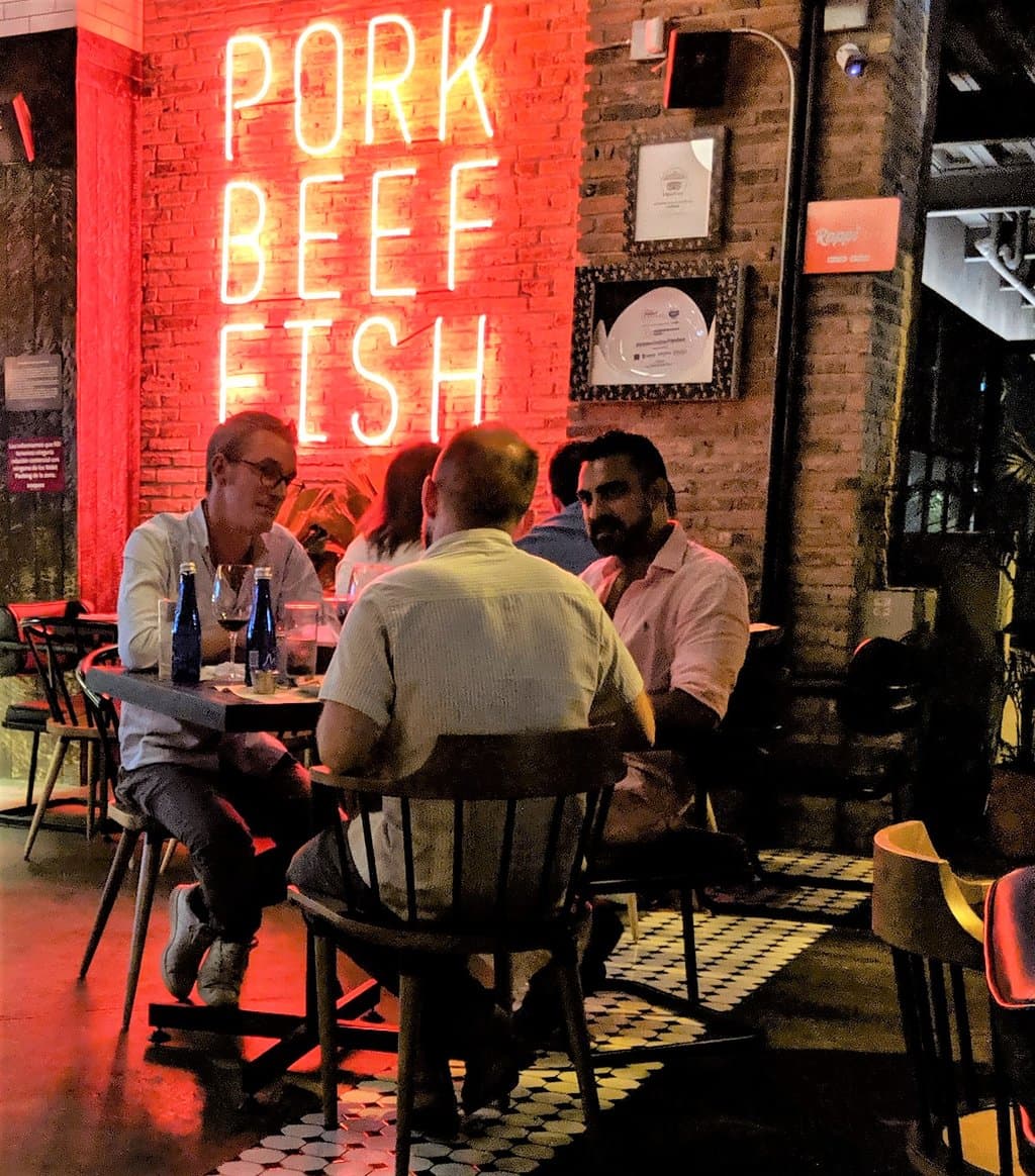 Pork, Beef & Fish electronic sign at the Barbaro Cocina Primitiva in Parque Lleras.