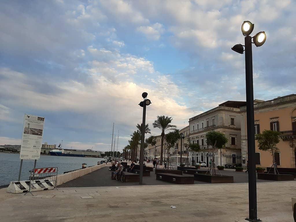 Luxury Yacht Spotting