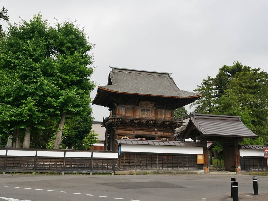 Vertical photo