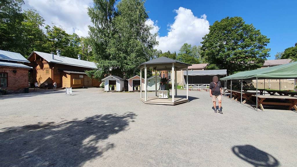 Boutique Shopping Experience