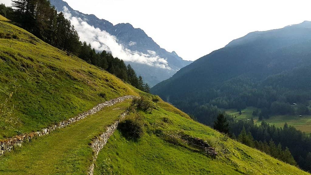 Val Zebrù's Untamed Landscapes