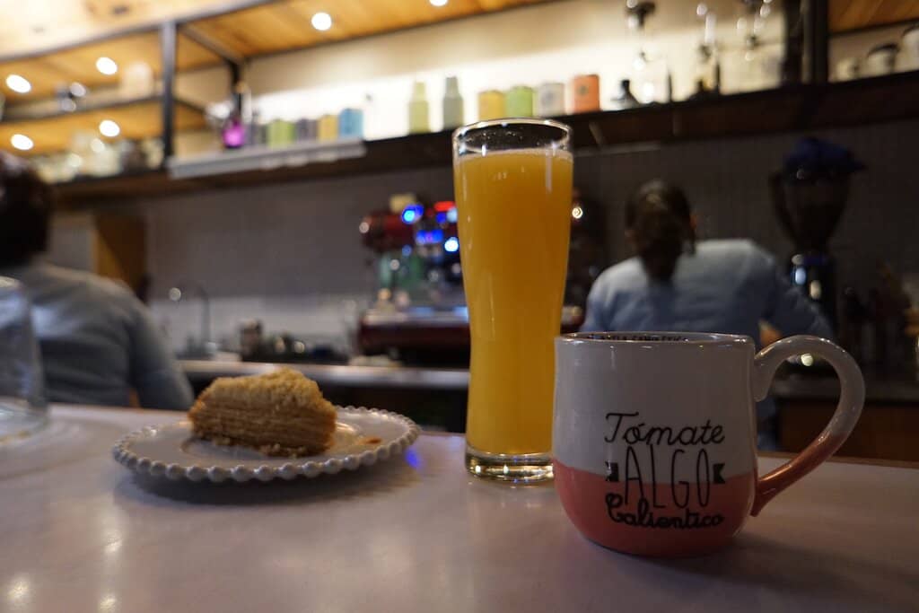 Cozy Atmosphere for Study & Relaxation