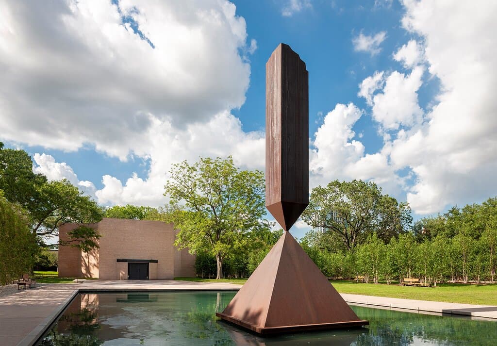 Broken Obelisk by Barnett Newman, Rothko Chapel.