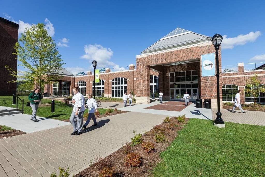 The General Foods Nutrition Center
