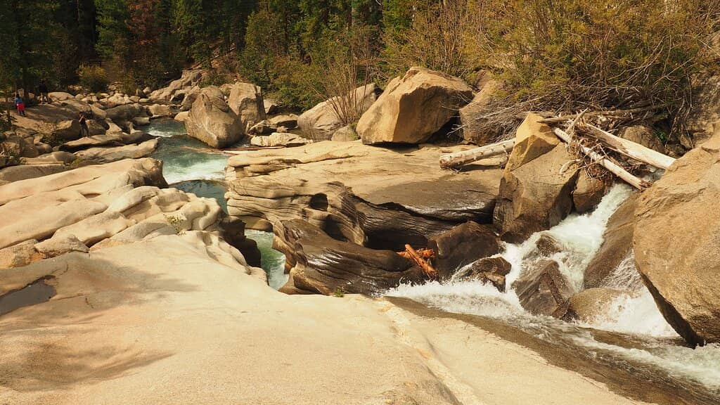 The Grottoes & Ice Caves