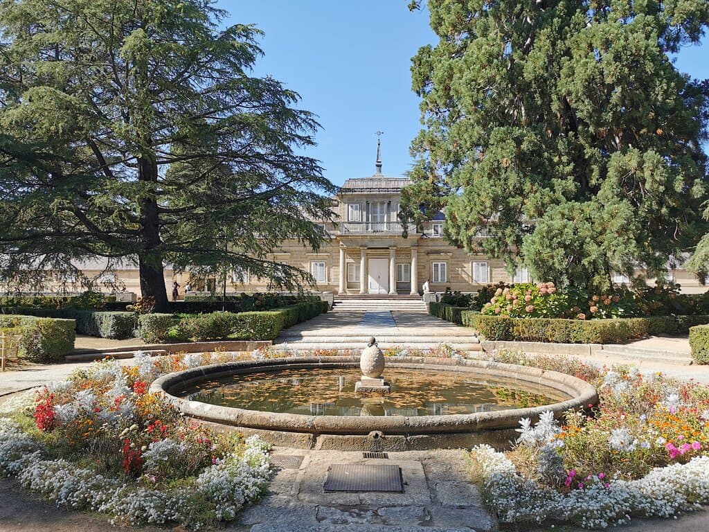 Jardínes del palacio.