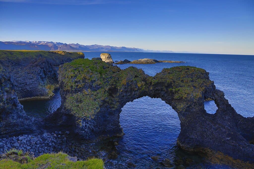 Arnarstapi & Hellnar