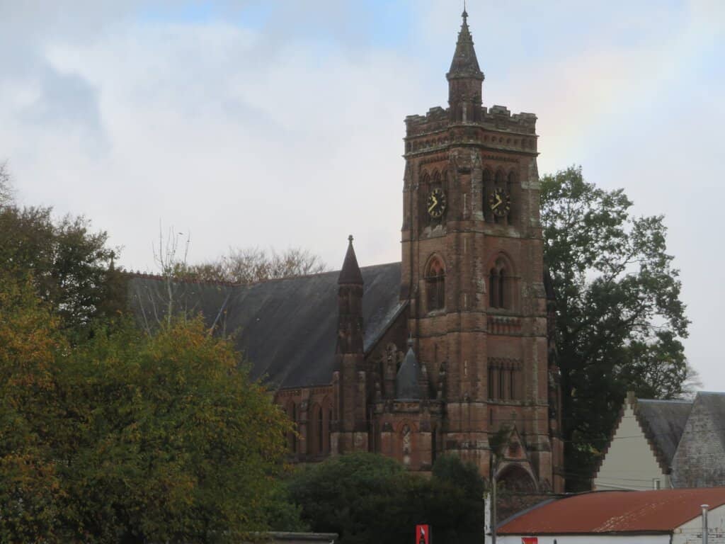 Detailed Embroidered Artwork