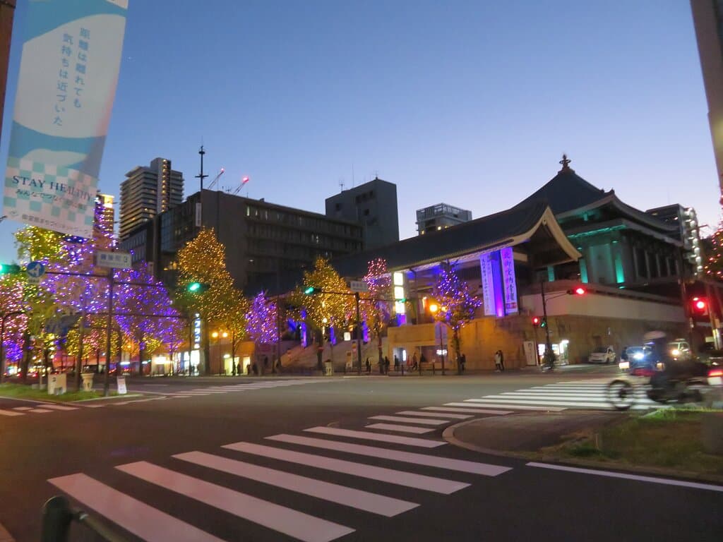 夕方の御堂筋。