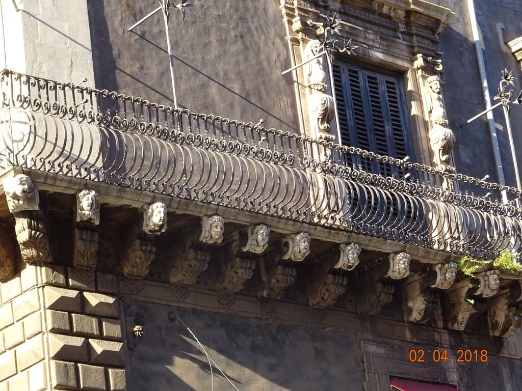 Piazza Stesicoro Views