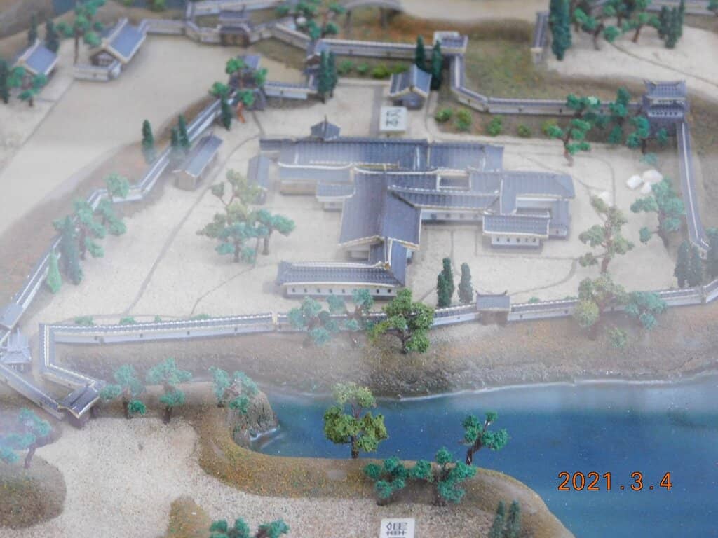 Traditional Doll Shops