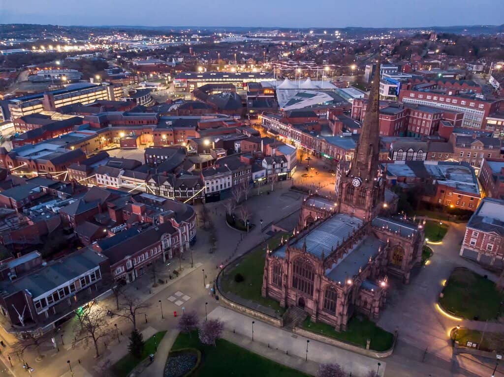 Stunning Architecture & Views