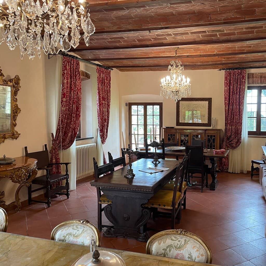 Vineyard & Estate Exploration